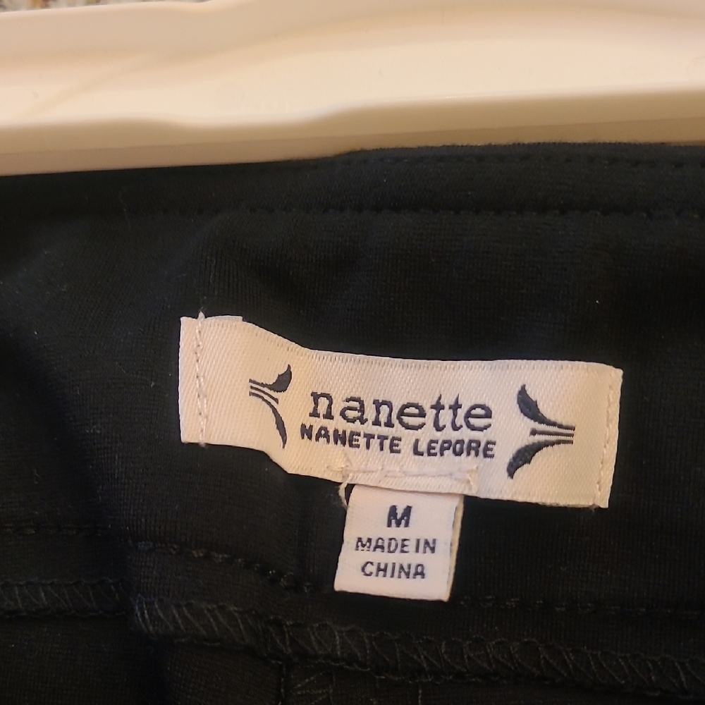 Nanette Lepore Black Pants Button-Detail Pull On Stretch Size Medium - Picture 6 of 10